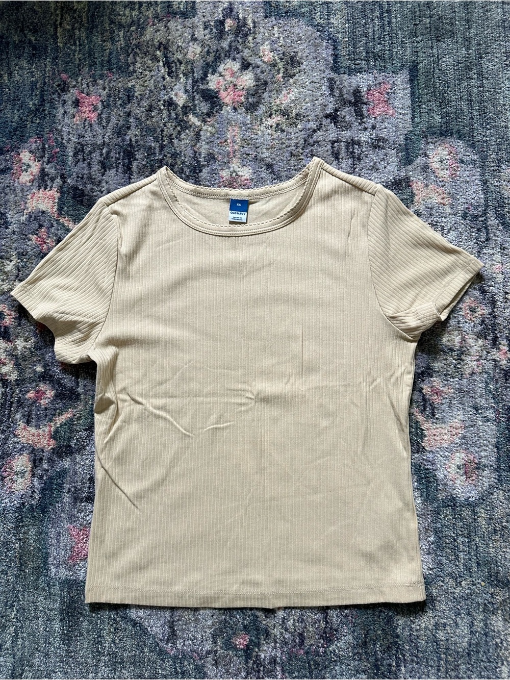 Old Navy Beige Ribbed Short Sleeve Coquette Tee for Fall + Autumn Basic Cute XS